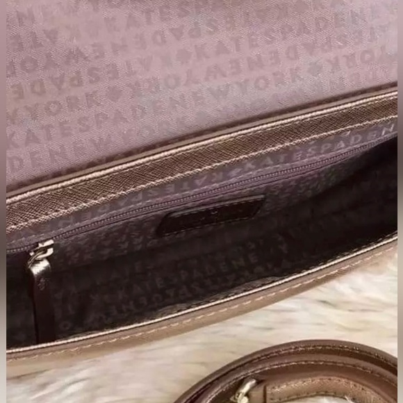 NEW!! Kate Spade Rose Gold Greer Laurel Way Saffiano Crossbody Clutch
NWOT - Picture 4 of 10